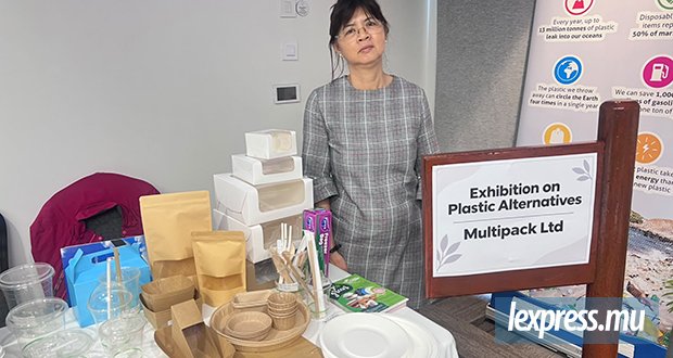 Emballages : le papier veut faire plier le plastique