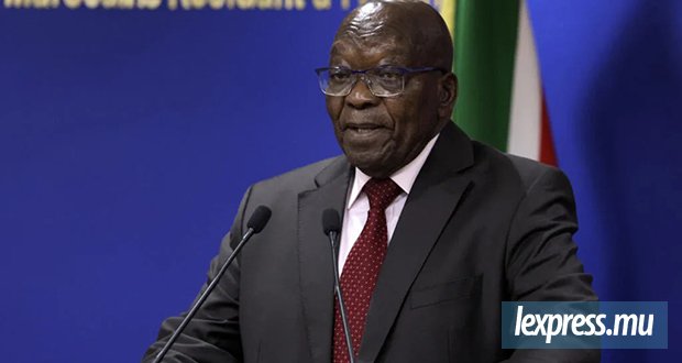 Jacob Zuma sous le feu des critiques après son apparition aux côtés d'Ajay Gupta en Inde