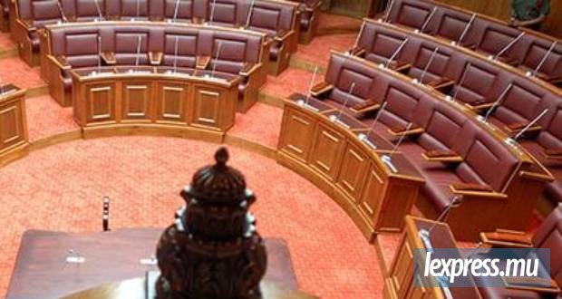 Pensions, sécurité et gestion de MK au cœur de la séance