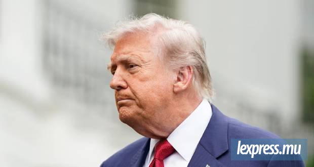 Trump suspend pour trois jours les nouveaux droits de douane sur les produits canadiens