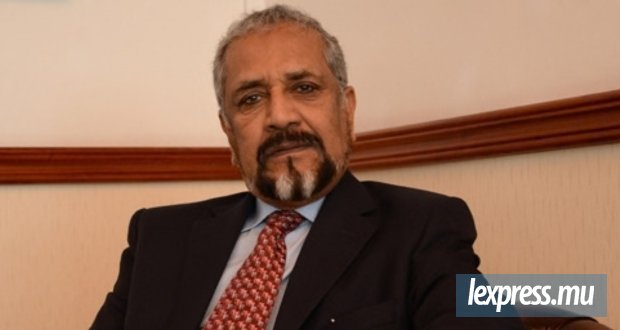 Cassam Uteem met en garde contre un montage trompeur