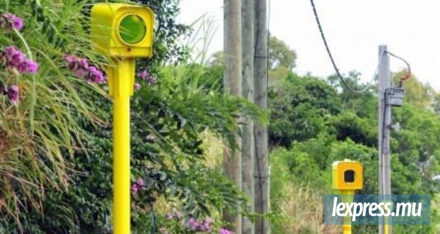 Une nouvelle caméra de vitesse installée sur la route La Vigie–Flic-en-Flac
