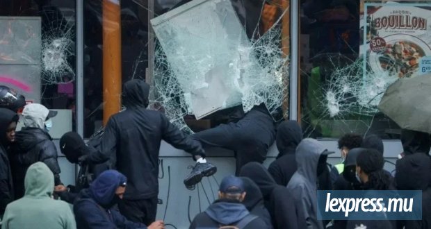 Au lendemain d’une mobilisation contre la vie chère, des villes dévastées par les violences et les pillages