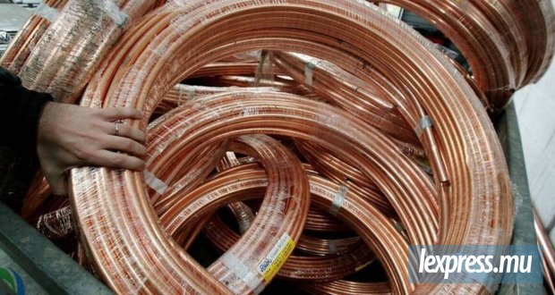 Vol de câbles en cuivre dans 125 unités de la NSLD de plus de Rs 2 M