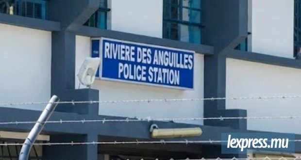 Un policier arrêté après la découverte présumée de cannabis dans sa voiture
