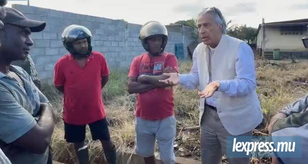 Arvin Boolell à l'écoute des éleveurs de porcs, une nouvelle réunion prévue dans trois semaines