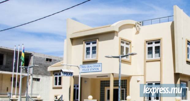 Rs 560 000 de drogue saisie cachée dans un mur