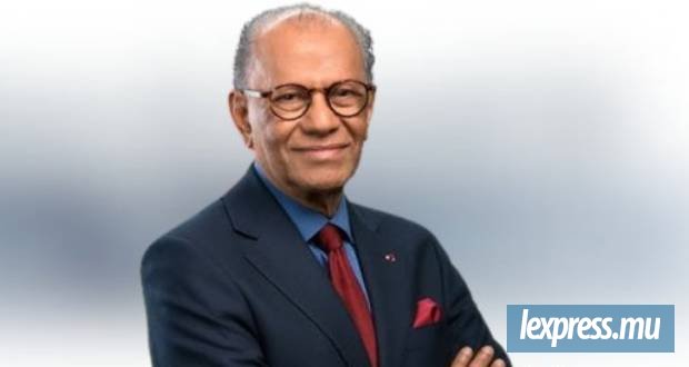 Navin Ramgoolam au Sommet du  Commonwealth puis au Forum de Paris sur la Paix