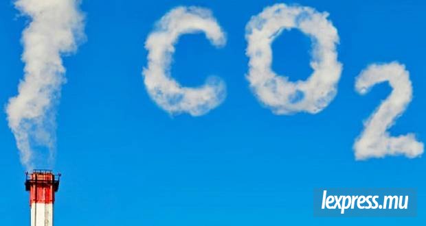 Plus d’émissions, moins d’eau, toujours accro aux fossiles : le bilan climatique dans le rouge
