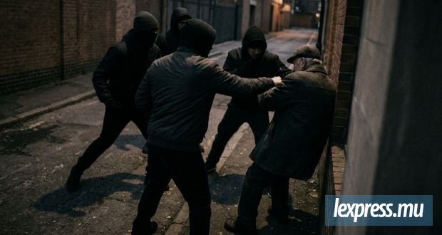 Un quadragénaire roué de coups par plusieurs individus