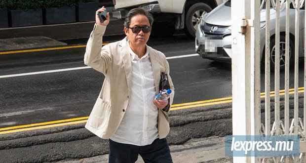 Li Hai réclame la radiation des accusations provisoires