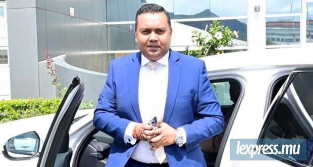 Deepak Balgobin saisit la FCC...qui a déjà ouvert une enquête