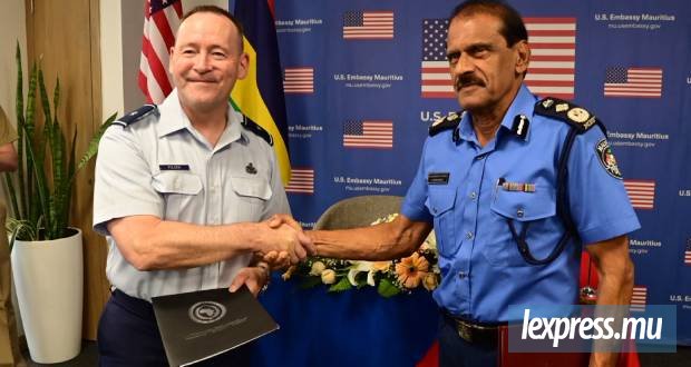 Un nouveau pont sécuritaire dans l’océan Indien