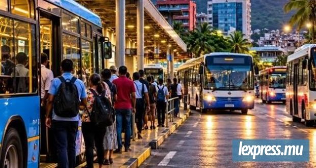 Metro Express à l’arrêt, les autobus assurent la continuité