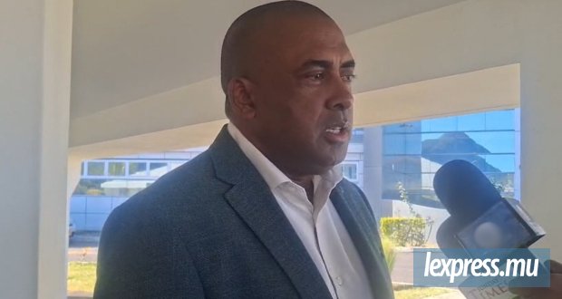 Bruneau Laurette : «Ena sertin inite lapolis ki vreman pouri»