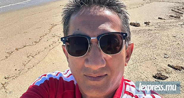 Swallay Bandhoo : «Michael Carrick n’a pas assez d’expérience pour sauver United…»