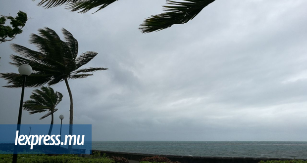 Cyclone Berguitta: «Nous avons eu des rafales de 80 km/h jusqu’ici»