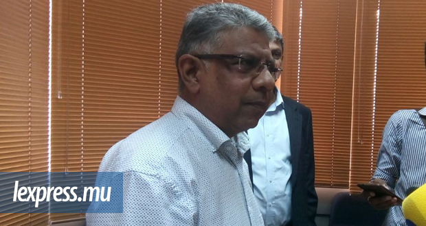 Vols dans les stations-service: le ministre Gungah propose un «cashless system»