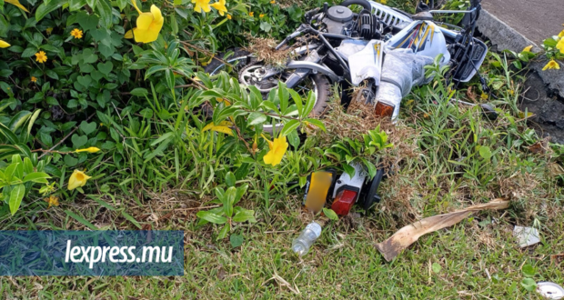 Un motocycliste périt