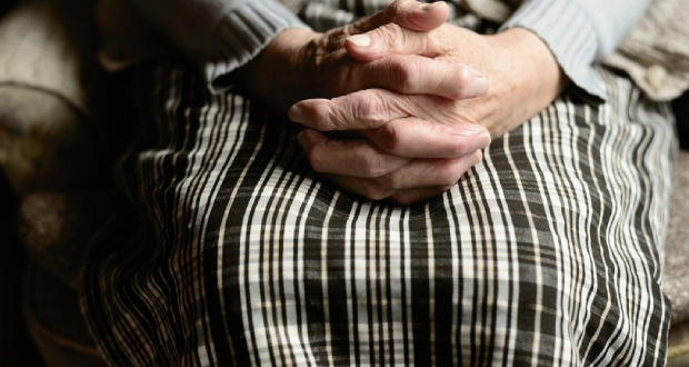 Une octogénaire violée
