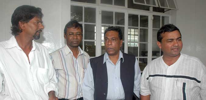 Licenciés MT: Carpanen campe sur sa position alors que Rughoonath craque