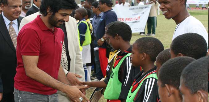 Football : Vikash Dhorasoo lance officiellement le Grassroots Project à Bambous