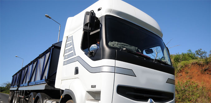 Poids lourds: le syndicat des sucres veut trouver une solution dans le dialogue