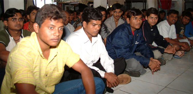 Le gouvernement revient sur sa décision de renvoyer 6 000 ouvriers du Bangladesh