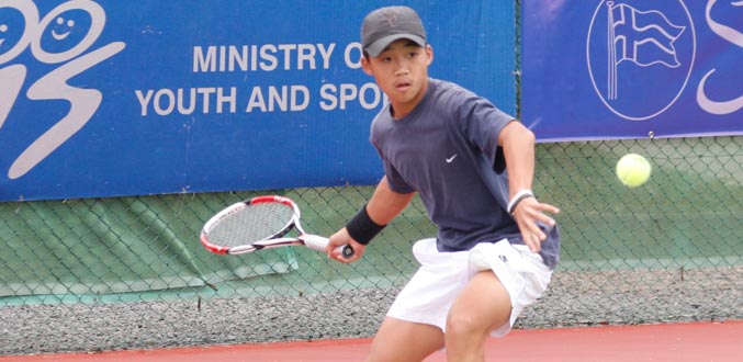 Tennis : Dylan Foo Kune en demi-finales