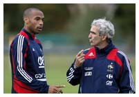 Mondial 2010 : La Réunion se prépare à accueillir l’équipe de France de football.