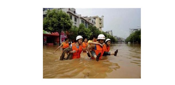 Chine : Le typhon Conson effleure l’île de Hainan