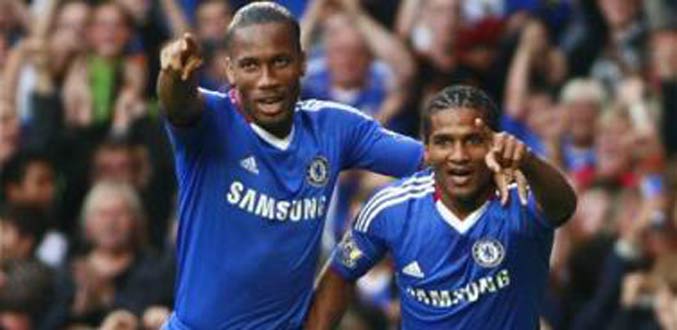 Premier League - Chelsea frappe fort