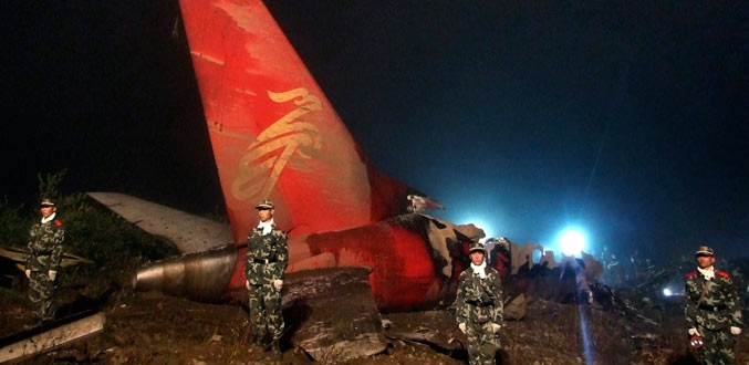 Chine : Un avion s''écrase à l''atterrissage et fait 42 morts