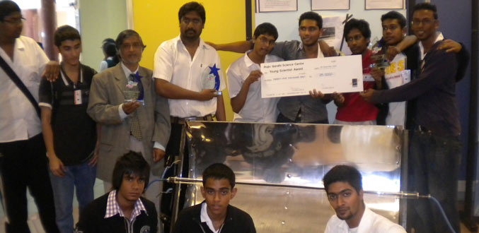 Le Collège Régis Chaperon décroche le Rajiv Gandhi Science Centre Young Scientist Award 2010