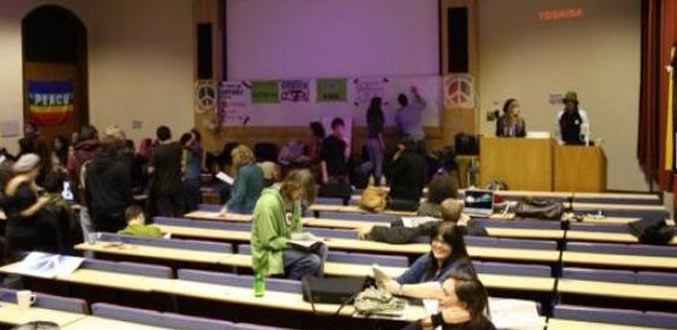 Formation tertiaire : Athena International offre des cours de photographie et de cinéma