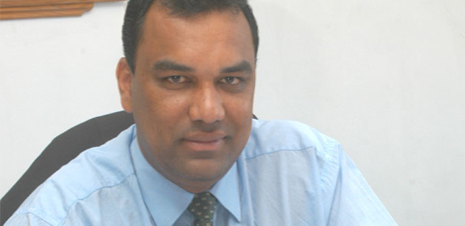 Johnson Roussety Rodrigues : Le chef commissaire Johnson Roussety expulsé de son parti