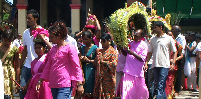 Cavadee : Piété et ferveur au Shri Sockalingum Meenatchee Ammen à Port-Louis