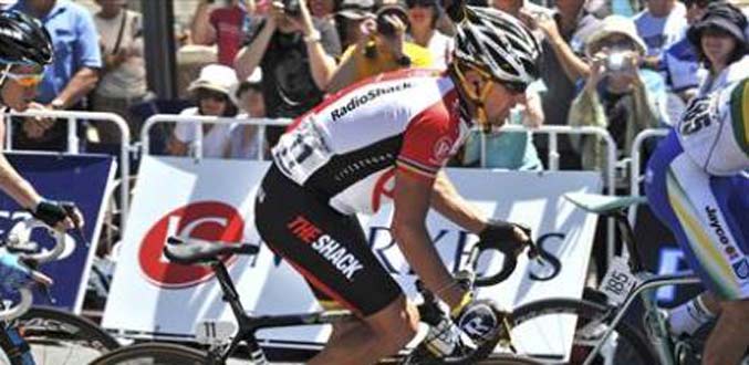 Cyclisme: Lance Armstrong met fin à sa carrière internationale