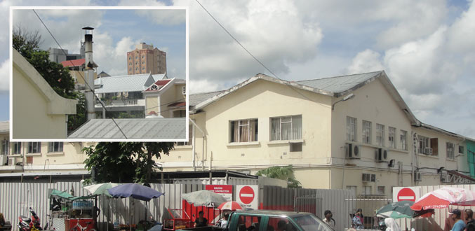La fumée provenant de l’incinérateur  de l’hôpital Jeetoo révoltent des commerçants
