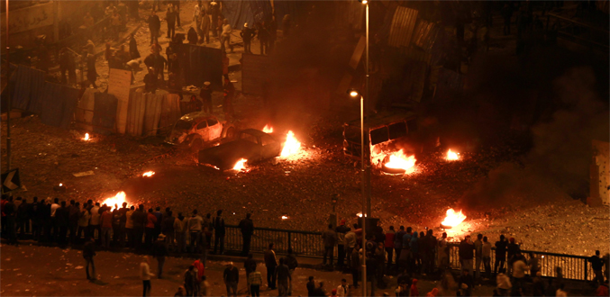 Egypte : la place Tahrir au Caire se transforme en champ de bataille