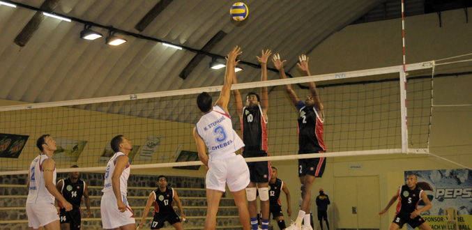 Volley-ball : Transferts Chebel et Vallijee explosent
