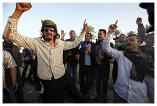 Libye : Paris et Londres invitent les pro-Kadhafi à faire défection