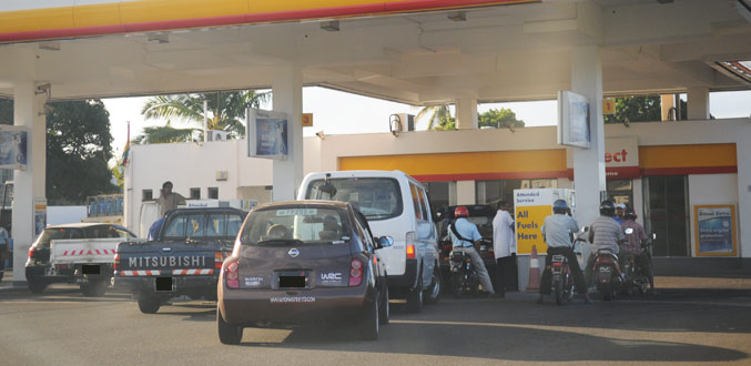 Pravind Jugnauth : La baisse des carburants effective à partir de minuit