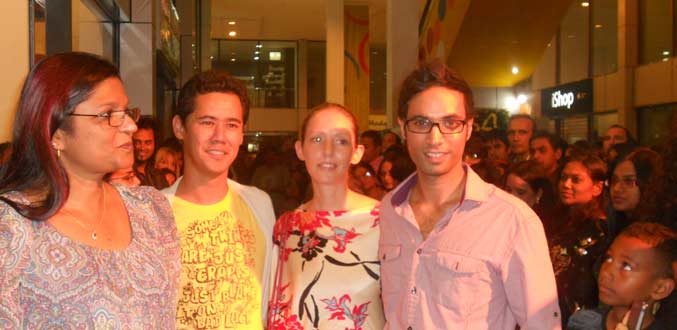 Fashion Night Out : Sanjeet Boolell et Samuel Yeung sous les feux des projecteurs