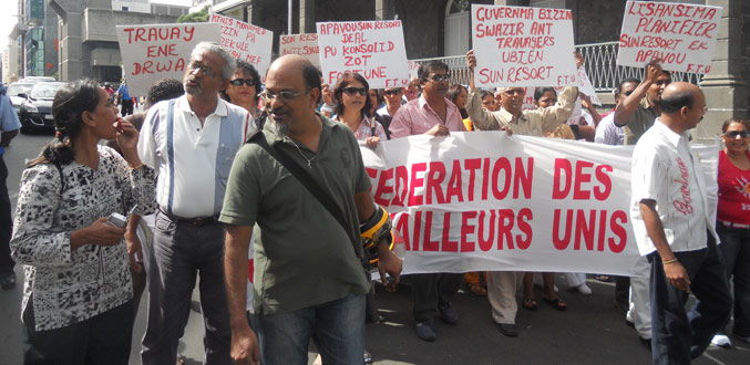 Hôtel Ambre : manifestation dans les rues de la capitale