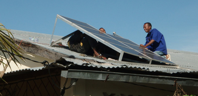 Madagascar : électrification rurale à travers les panneaux solaires