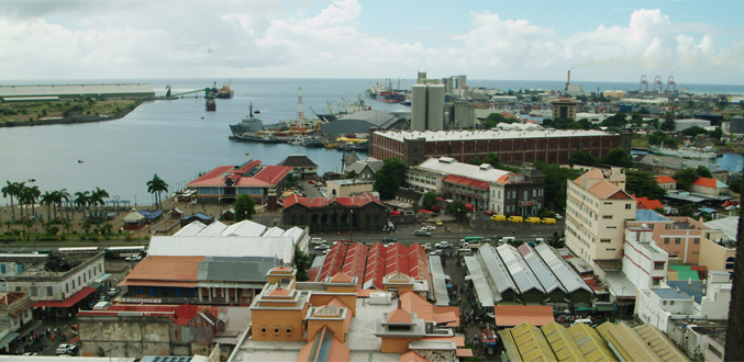 Port : Les négociations sont dans l’impasse et le syndicat brandit la menace de grève
