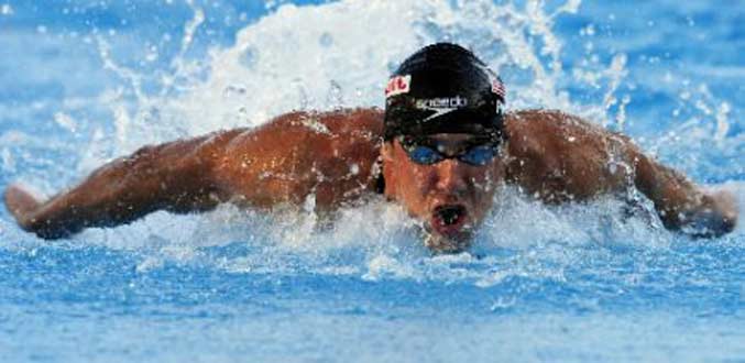 Natation: Phelps papillonne toujours, Cielo file droit
