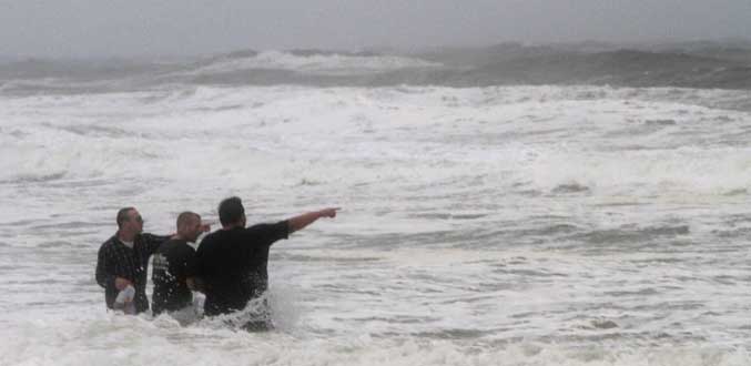 Etats-Unis : l''ouragan Irene aborde la côte Est, New York se prépare au choc