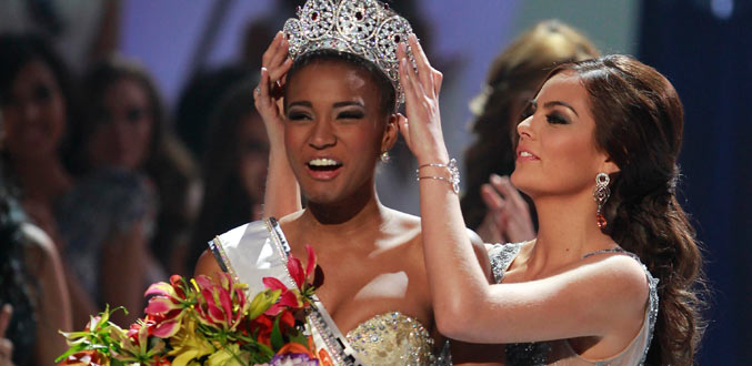 Miss Angola élue Miss Univers